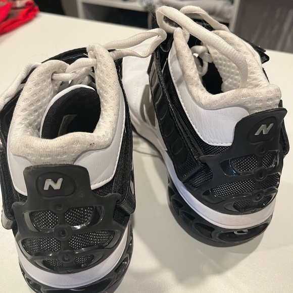 Men’s New Balance 8025 Basketball shoes size 8.5 - Picture 2 of 4